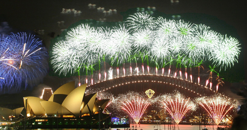 Sydney Fireworks by Rob Chandler. CC2.0